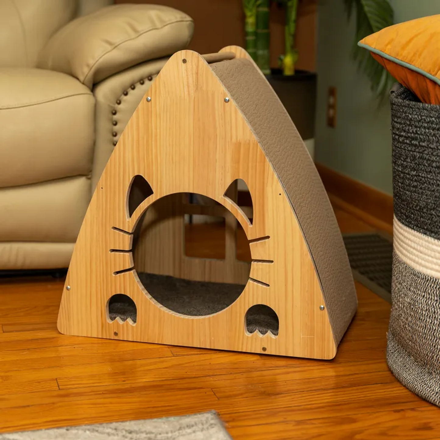 Medium Triangular Natural Solid Wood Cat Condo S2106